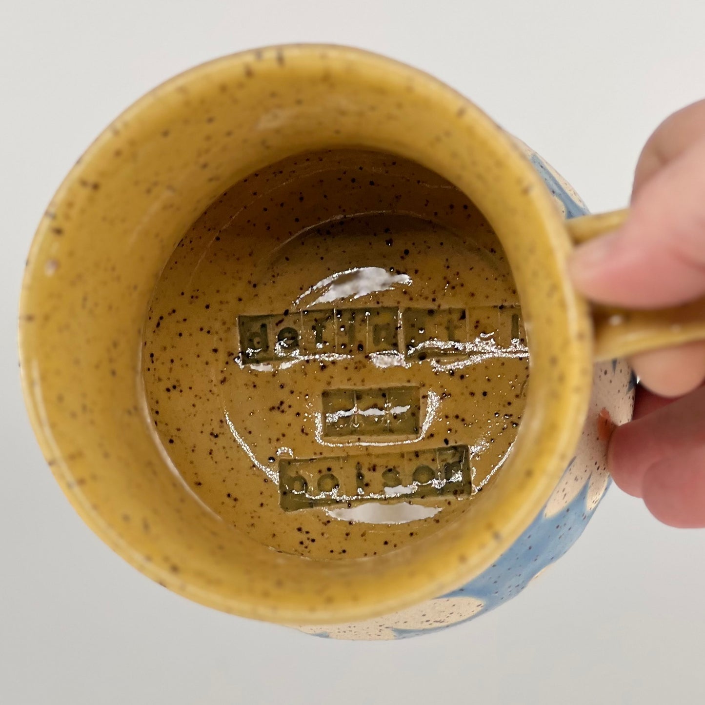 16 oz. Daisy Mug
