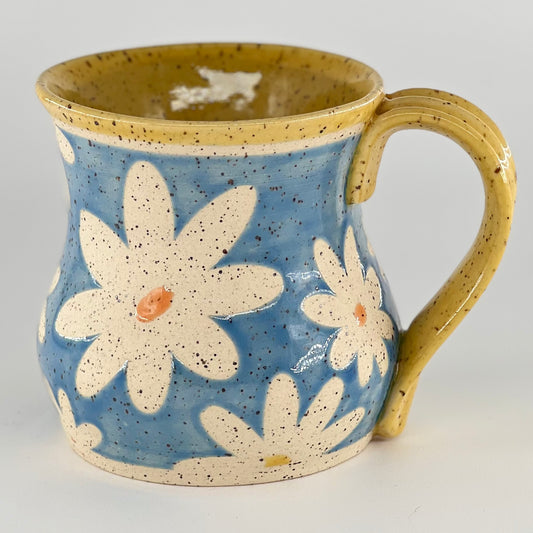 16 oz. Daisy Mug