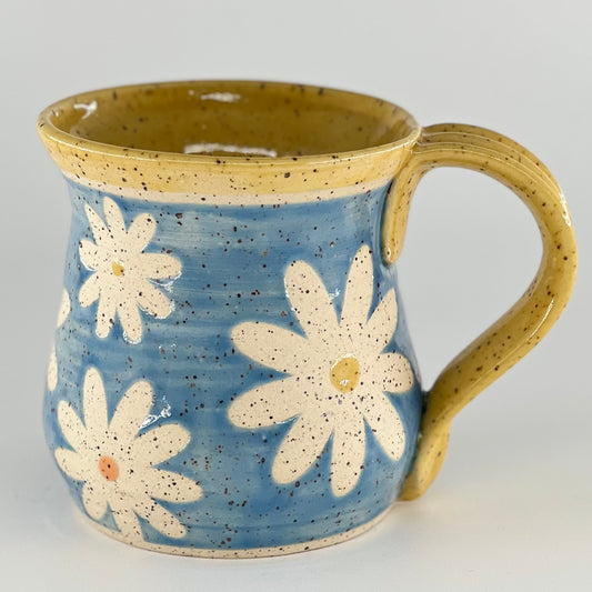 14 oz. Daisy Mug